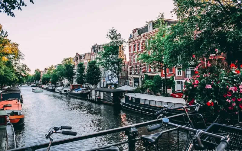 The 20 Must-See Tourist Attractions in Amsterdam | Top Things to Do