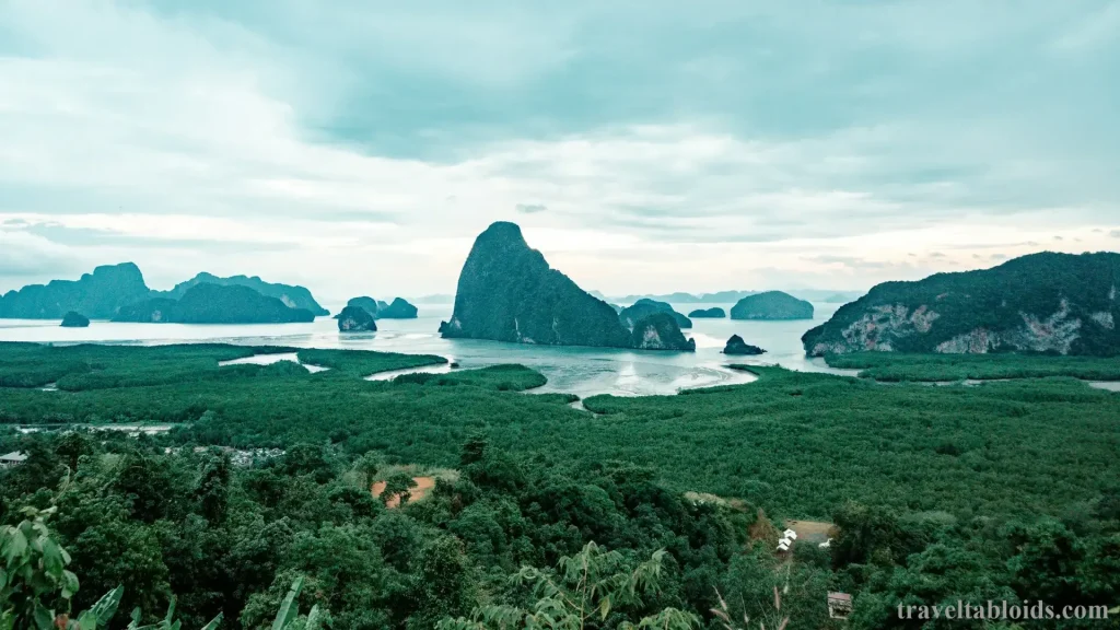 Discovering Phang Nga Bay: A Natural Jewel of Thailand