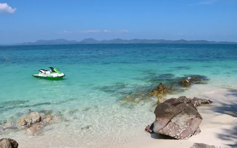 Discover the Paradise of Koh Khai Nok in Phang-nga, Thailand